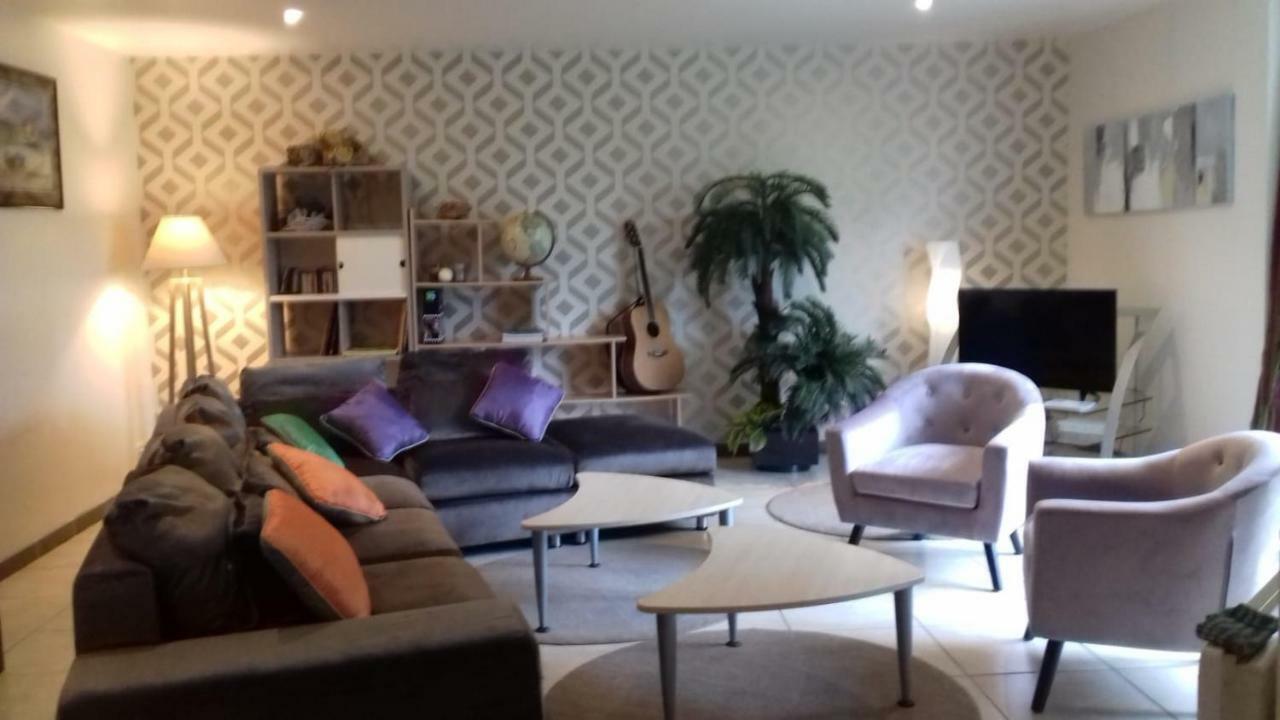 Les Gites De Roz-Maria Quintin Exteriör bild